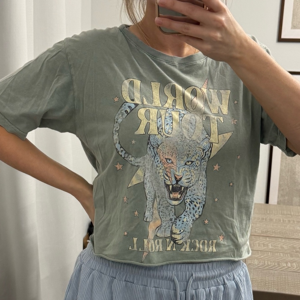 Vintage Worn Look World Tour Graphic Tee - Muted Light Green Tshirt - Picture 8 of 16